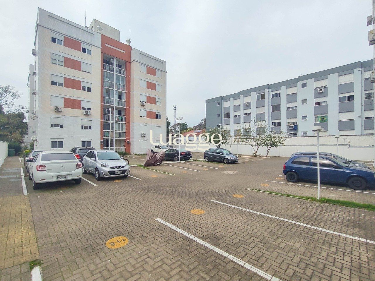Apartamento à venda com 3 quartos, 64m² - Foto 3