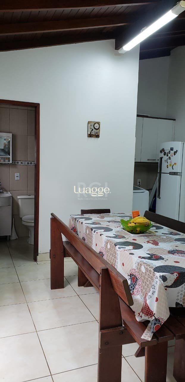 Casa à venda com 2 quartos, 59m² - Foto 9