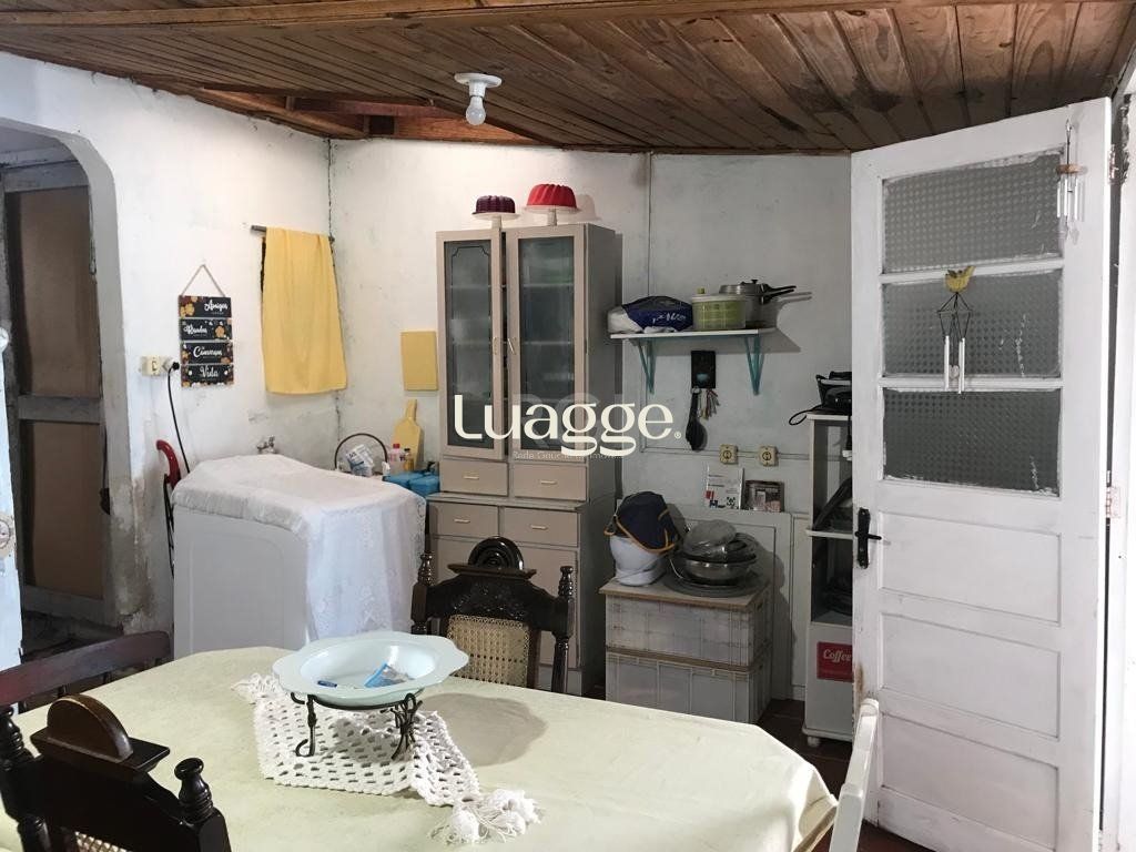 Casa à venda com 4 quartos, 150m² - Foto 11