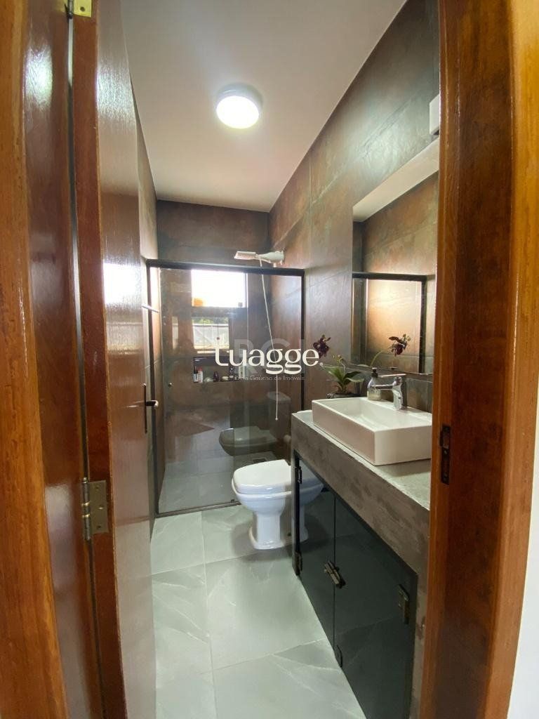 Casa à venda com 3 quartos, 370m² - Foto 19