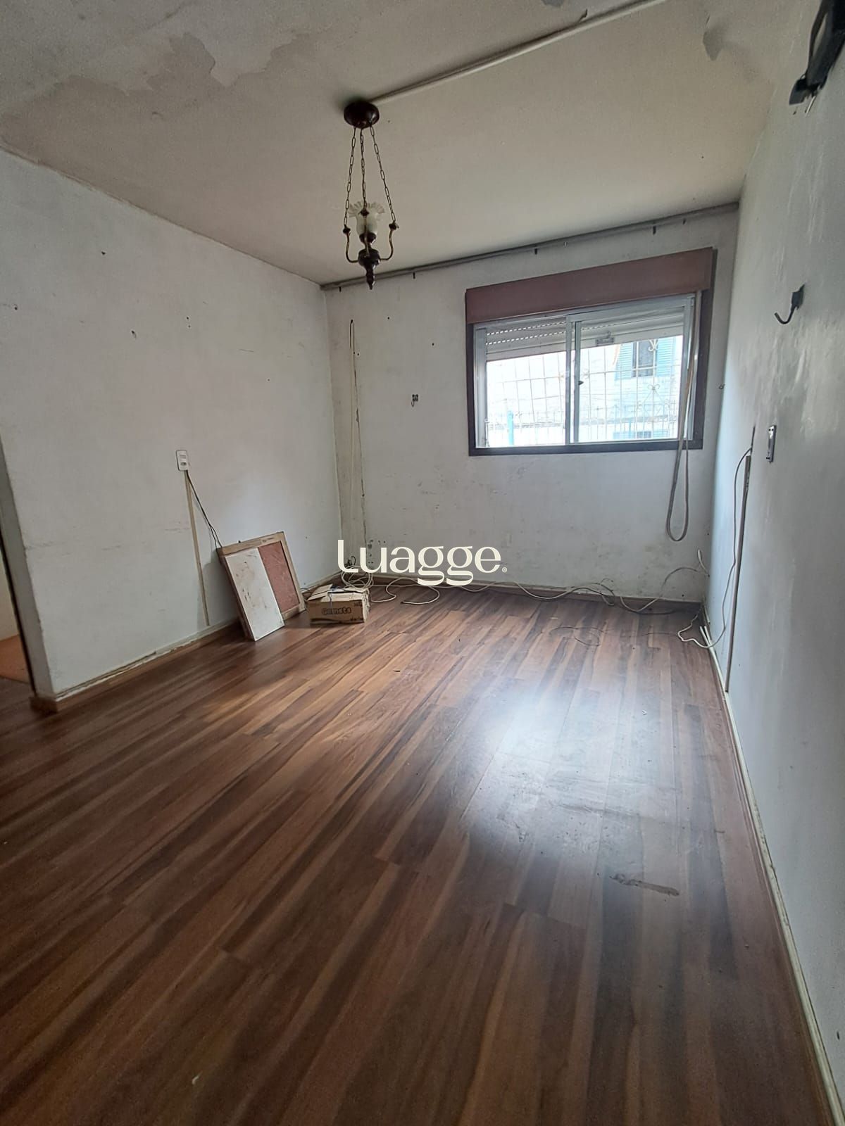 Apartamento na Rubem Berta - 2 Dormitórios