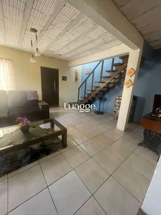 Casa à venda com 2 quartos, 77m² - Foto 4
