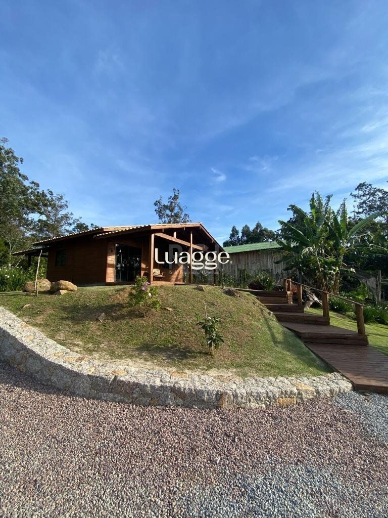 Casa à venda com 3 quartos, 370m² - Foto 30