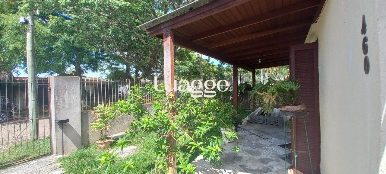 Casa à venda com 2 quartos, 115m² - Foto 2