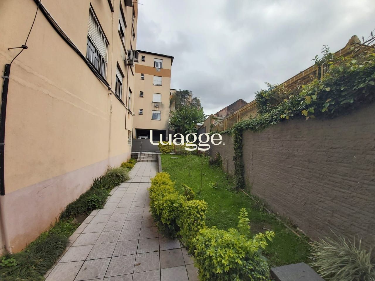 Apartamento à venda com 2 quartos, 61m² - Foto 3