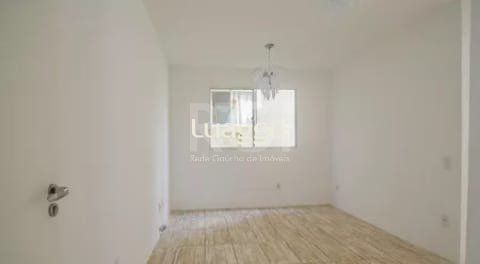 Apartamento à venda com 2 quartos, 41m² - Foto 10