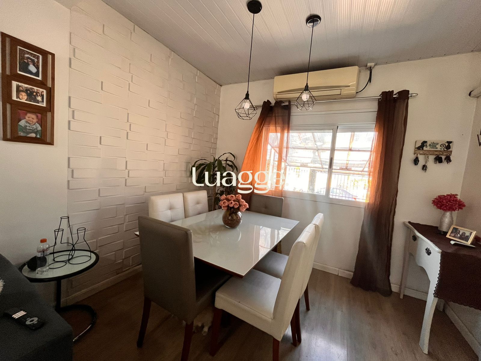 Casa à venda com 3 quartos, 52m² - Foto 4