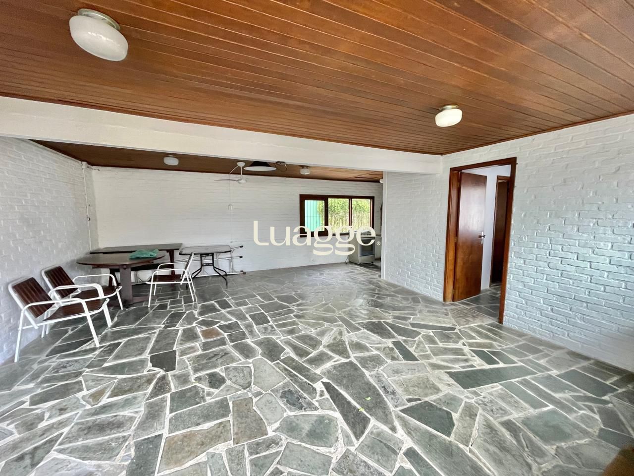 Casa à venda com 3 quartos, 338m² - Foto 26