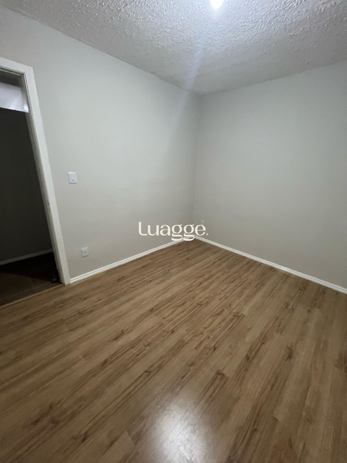 Apartamento à venda com 2 quartos, 39m² - Foto 4