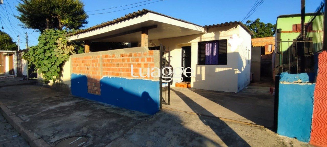 Casa à venda com 2 quartos, 54m² - Foto 1