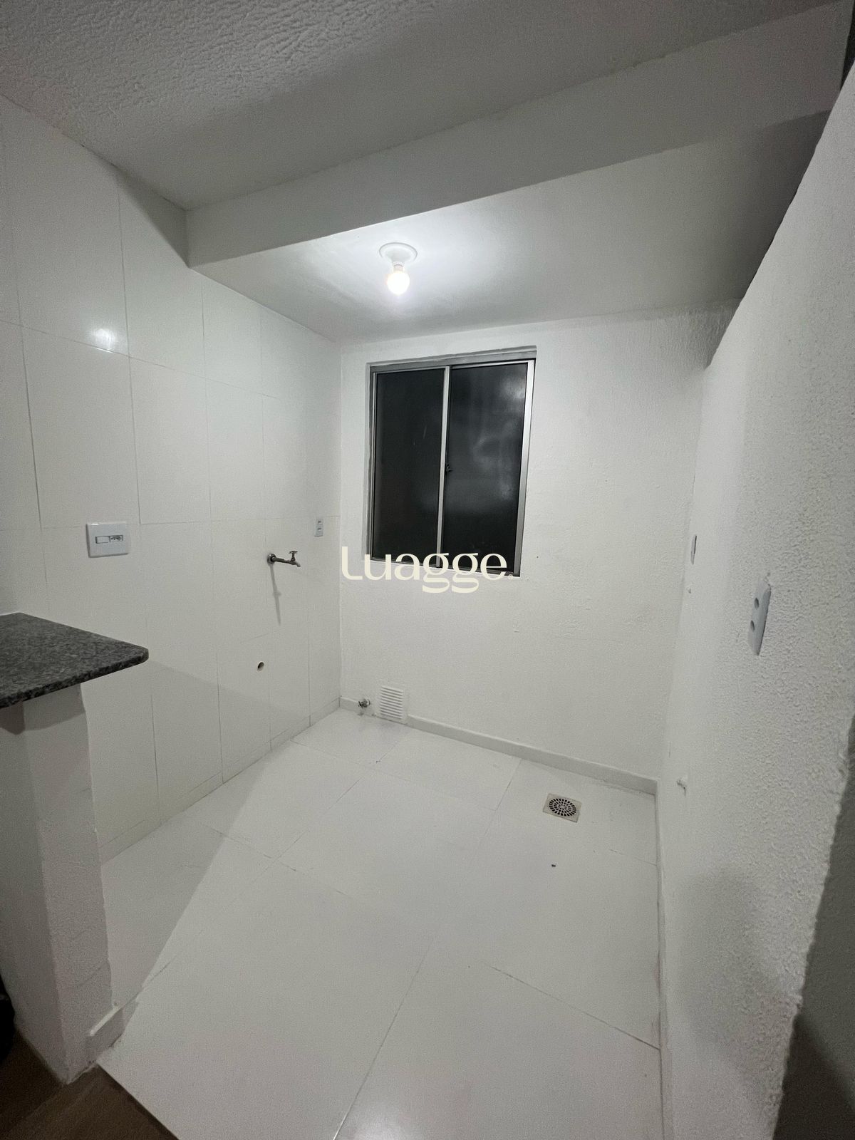 Apartamento à venda com 2 quartos, 39m² - Foto 13