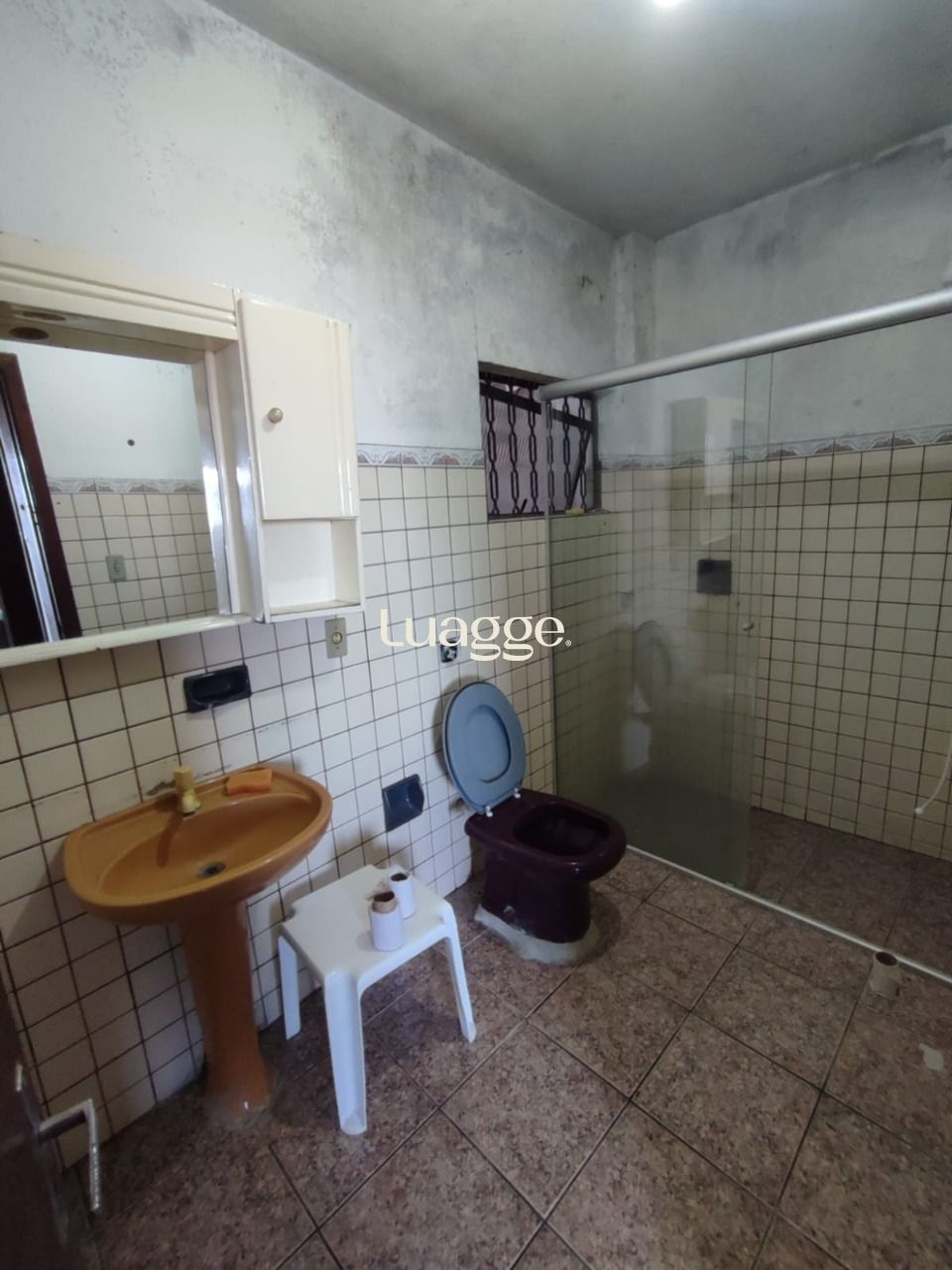 Casa à venda com 5 quartos, 202m² - Foto 14