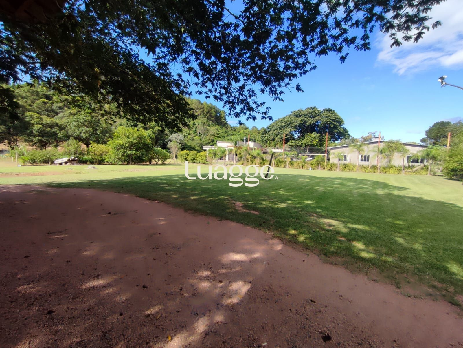 Sítio à venda com 3 quartos, 214m² - Foto 30