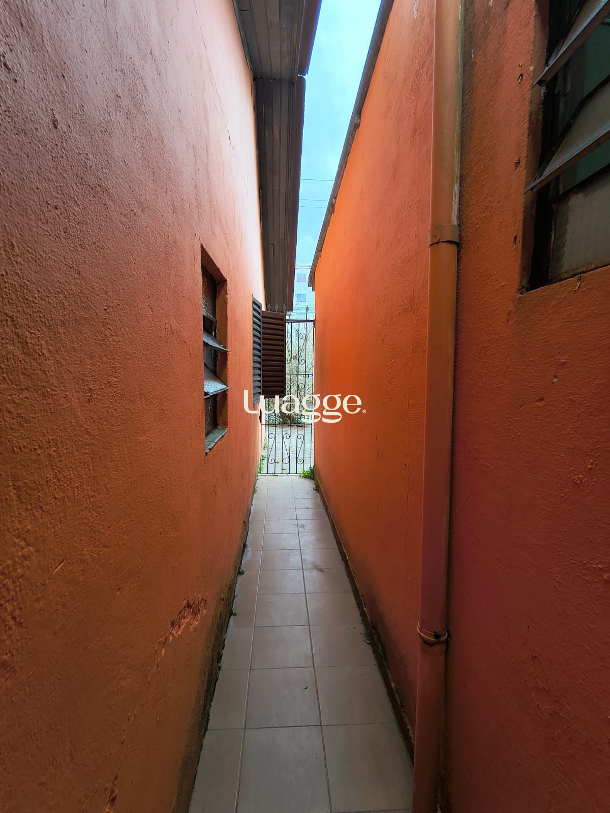 Casa à venda com 3 quartos, 101m² - Foto 14