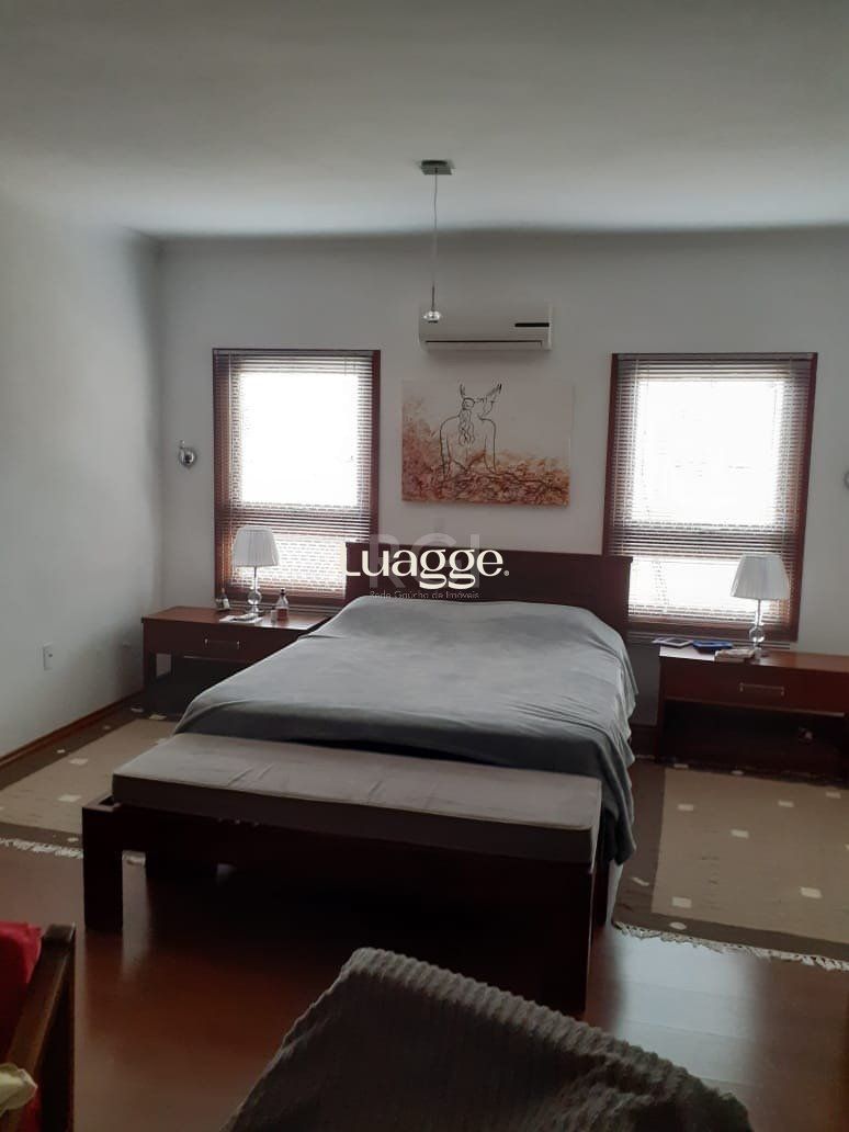 Casa à venda com 4 quartos, 434m² - Foto 8