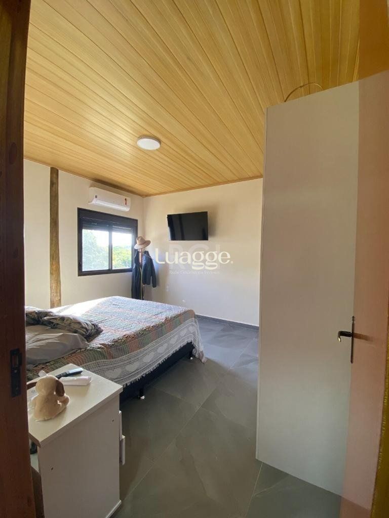 Casa à venda com 3 quartos, 370m² - Foto 8