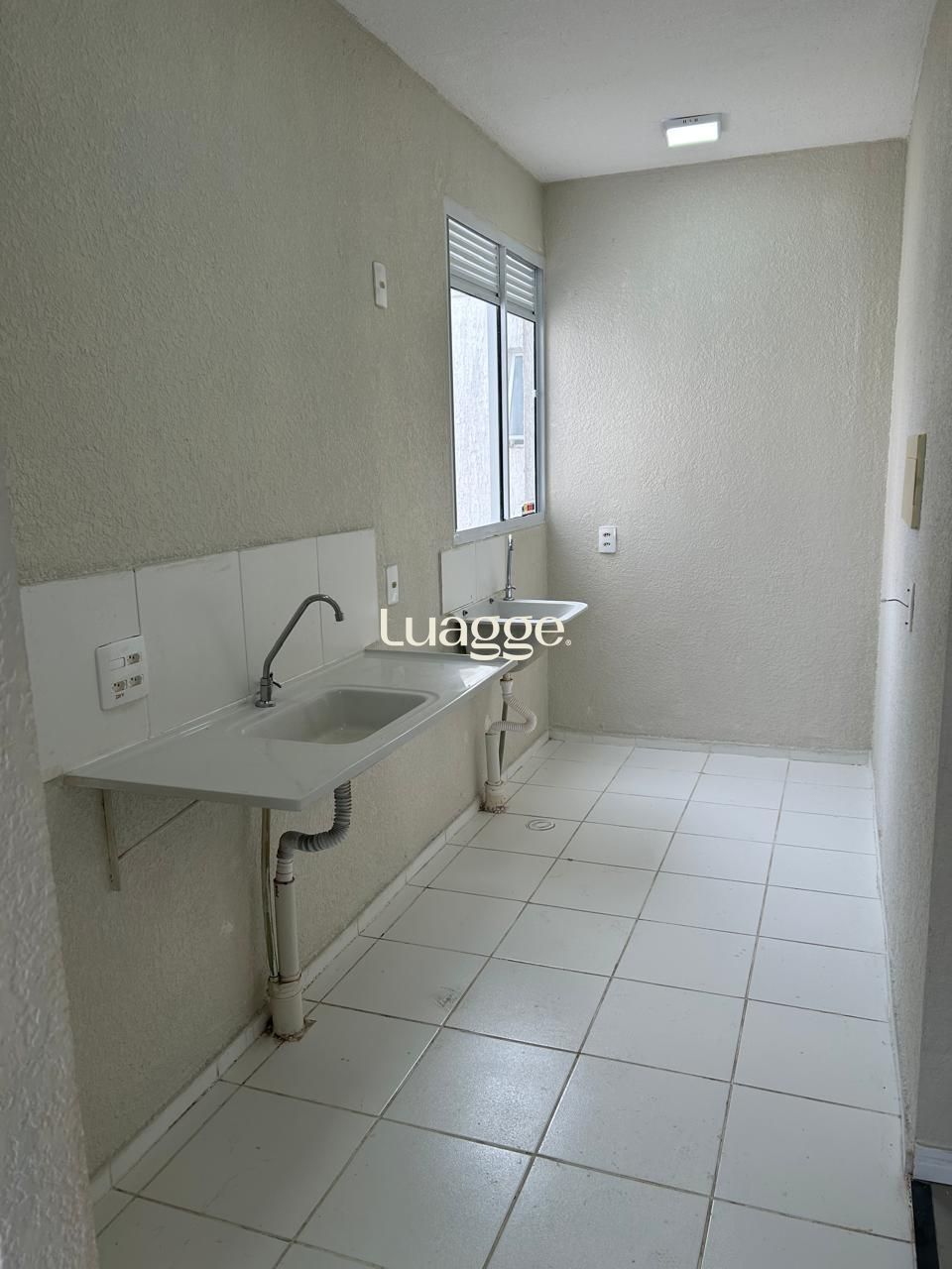 Apartamento à venda com 2 quartos, 43m² - Foto 1