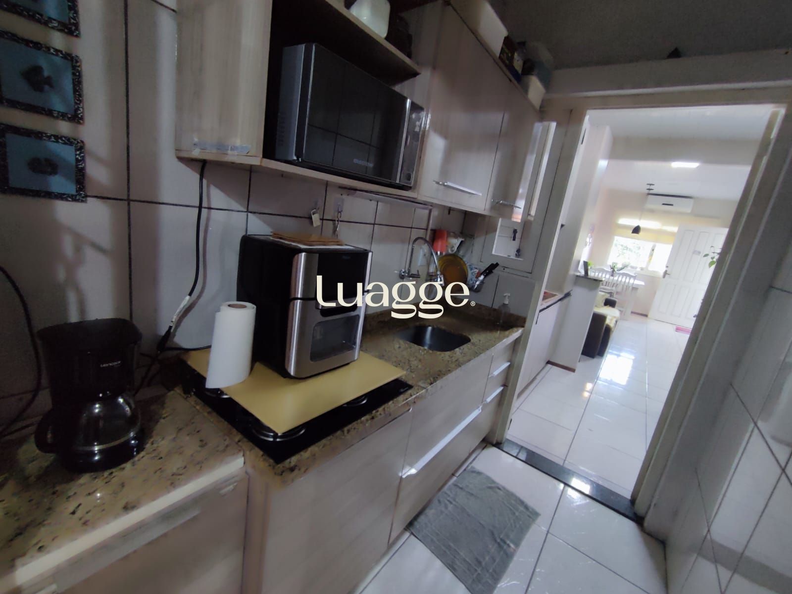 Casa à venda com 2 quartos, 59m² - Foto 17