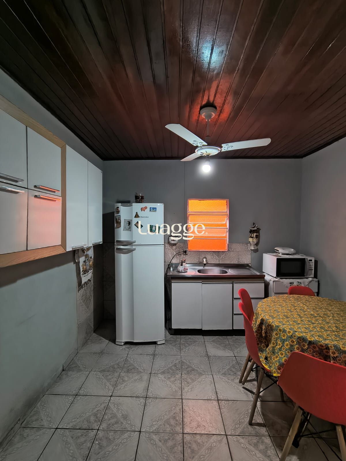 Casa à venda com 3 quartos, 101m² - Foto 10