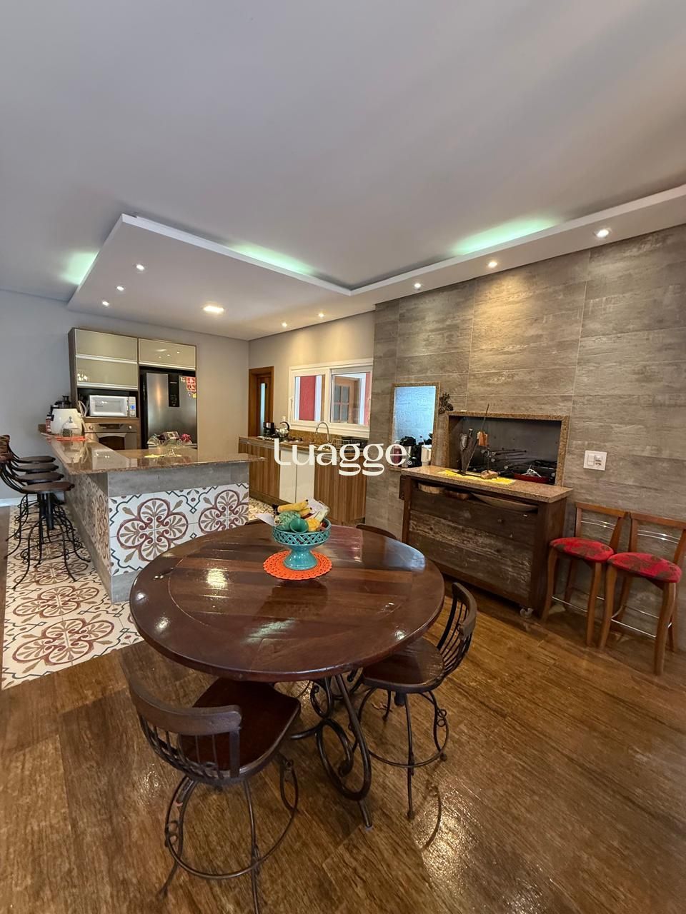 Sítio à venda com 3 quartos, 214m² - Foto 10