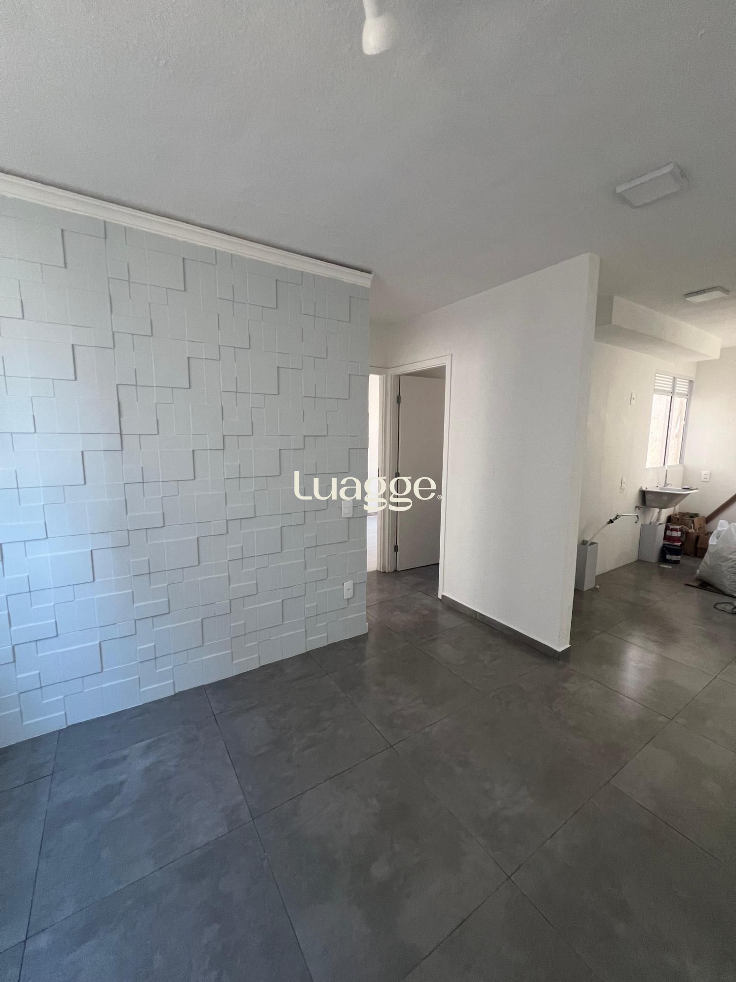 Apartamento à venda com 2 quartos, 40m² - Foto 1