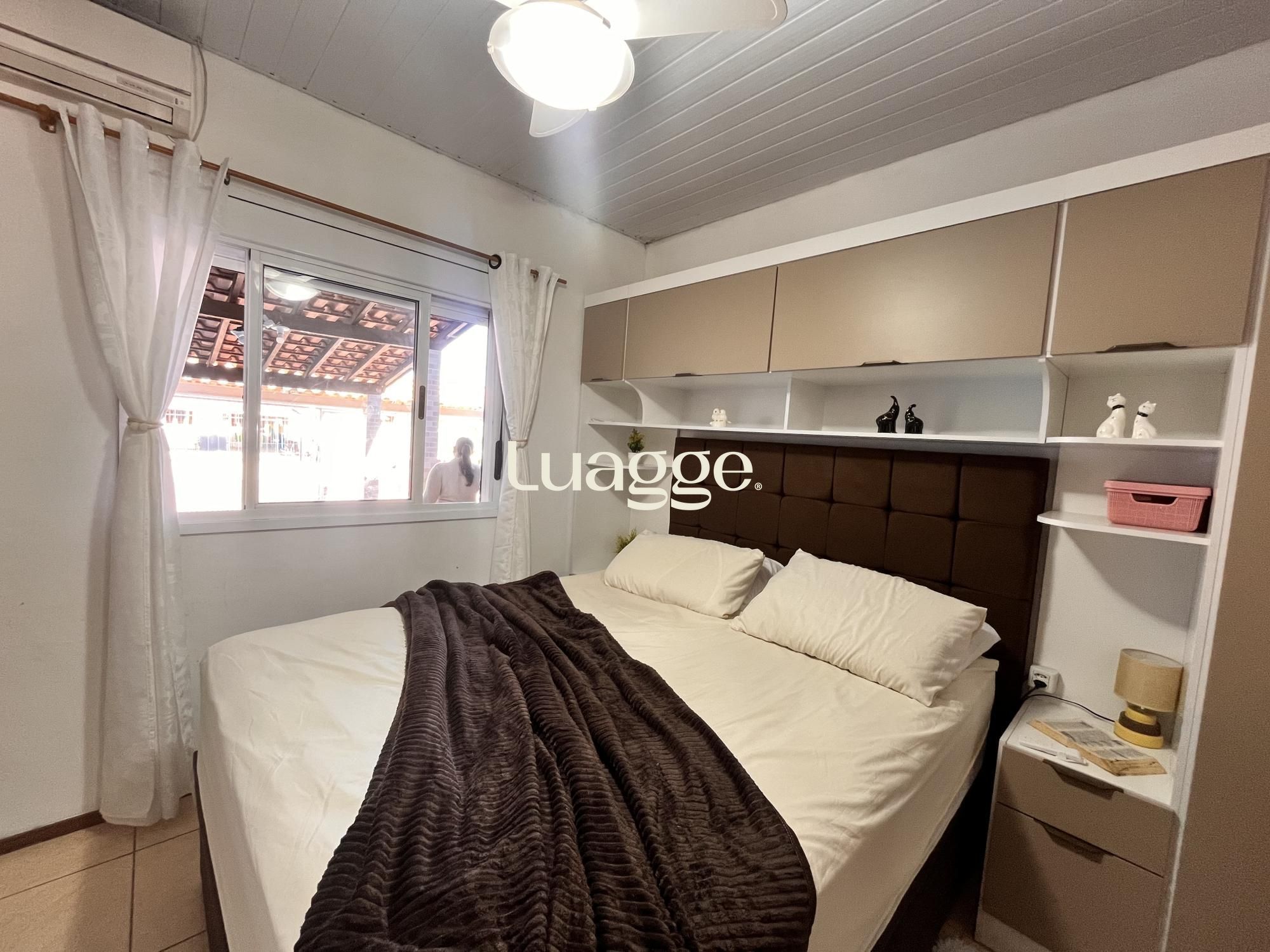 Casa à venda com 3 quartos, 52m² - Foto 13