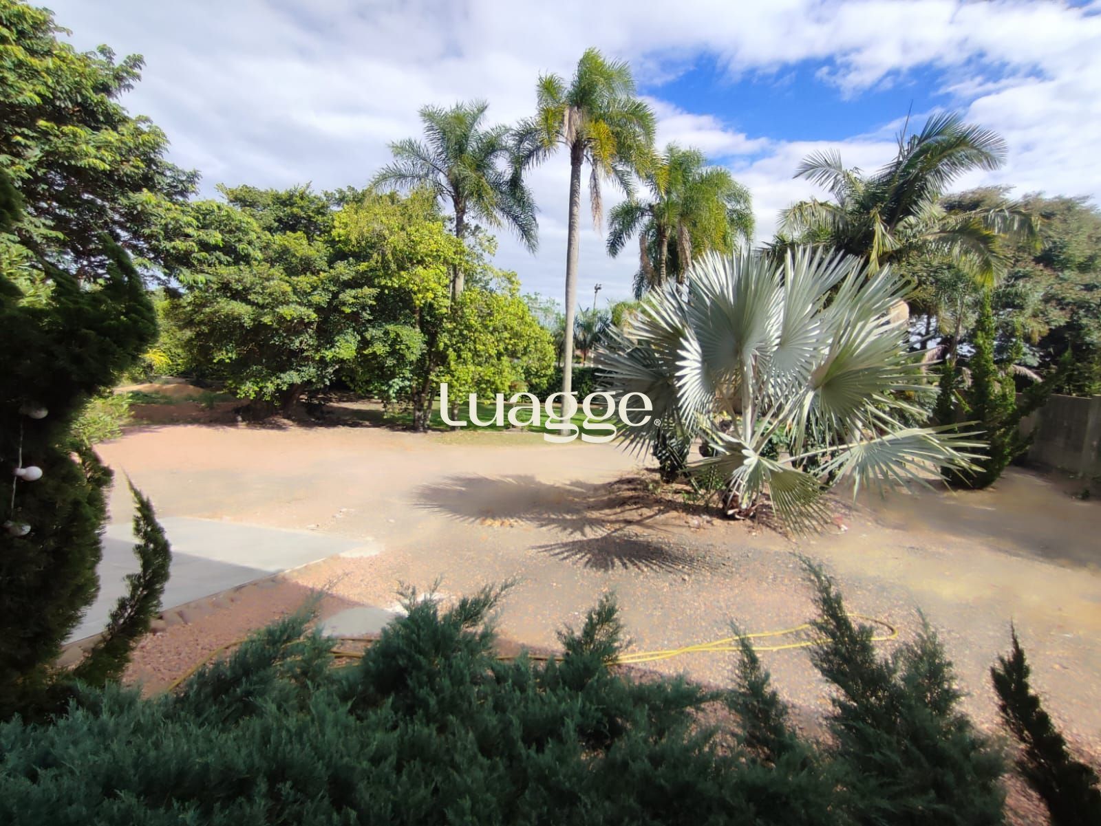 Sítio à venda com 3 quartos, 214m² - Foto 38