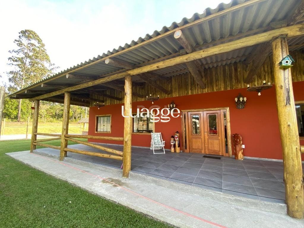 Casa à venda com 3 quartos, 370m² - Foto 4