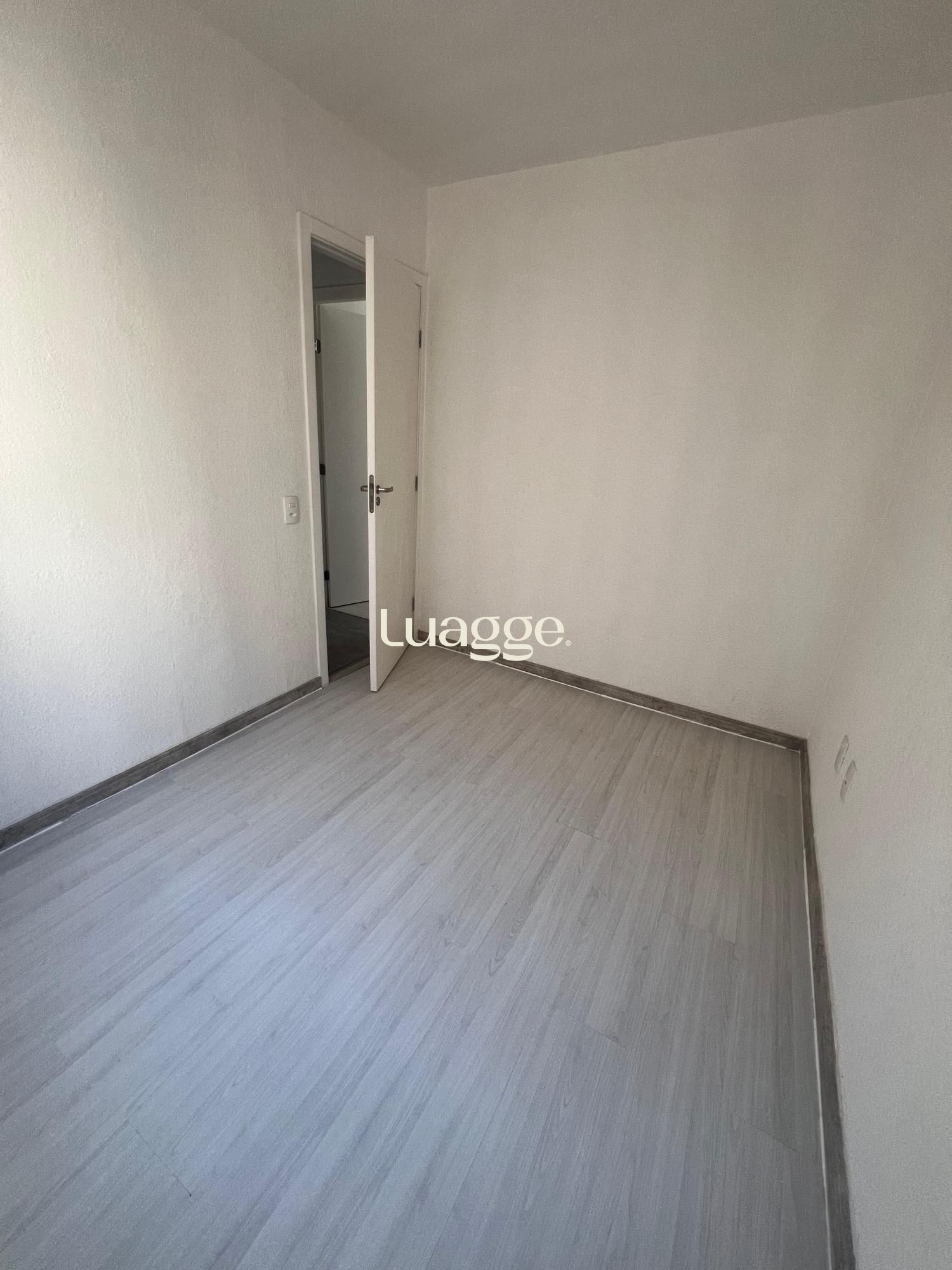 Apartamento à venda com 2 quartos, 40m² - Foto 8