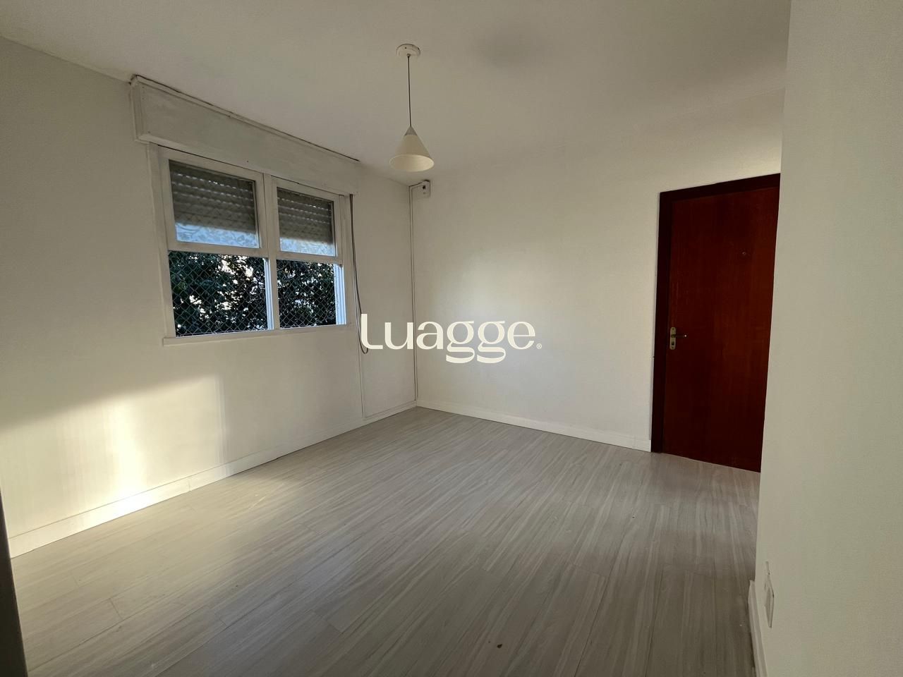 Apartamento no bairro Camaquã - 1 dormitório - 1 vaga