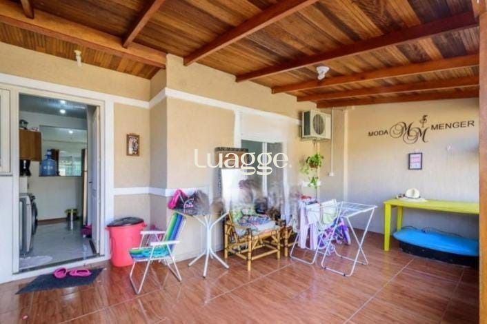Casa à venda com 2 quartos, 52m² - Foto 24