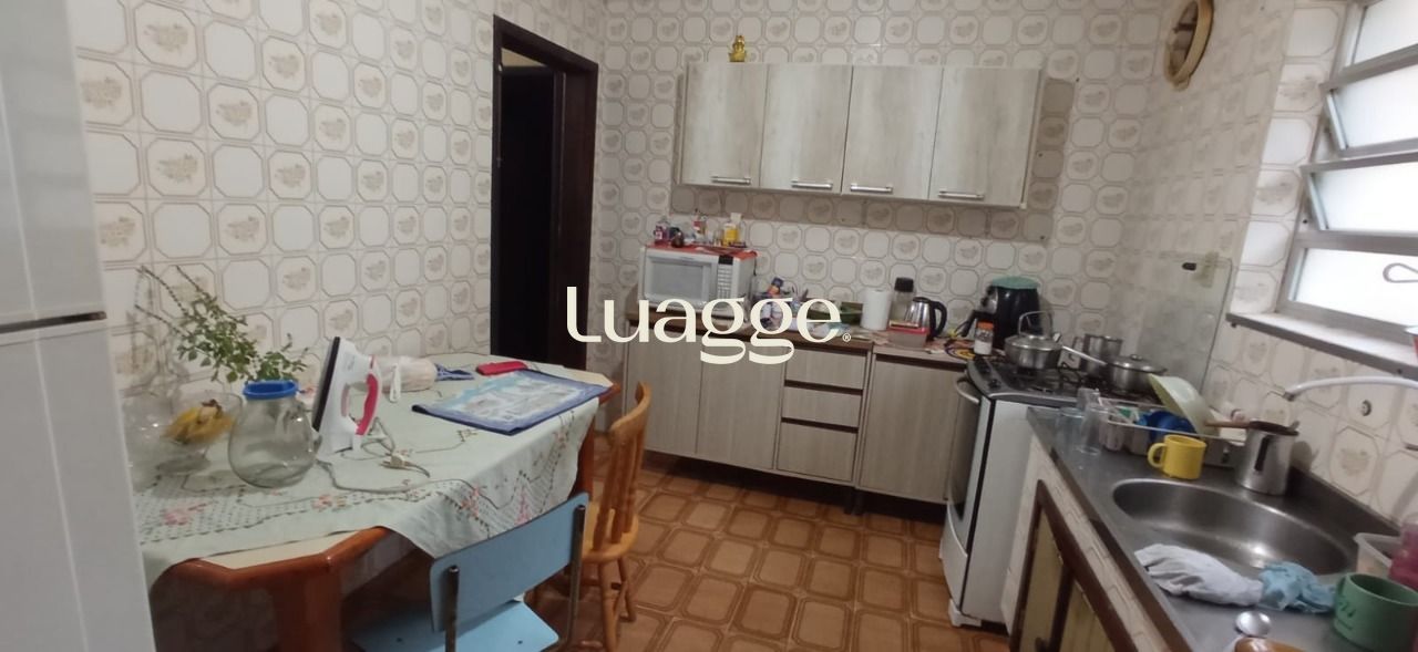 Casa à venda com 5 quartos, 175m² - Foto 15