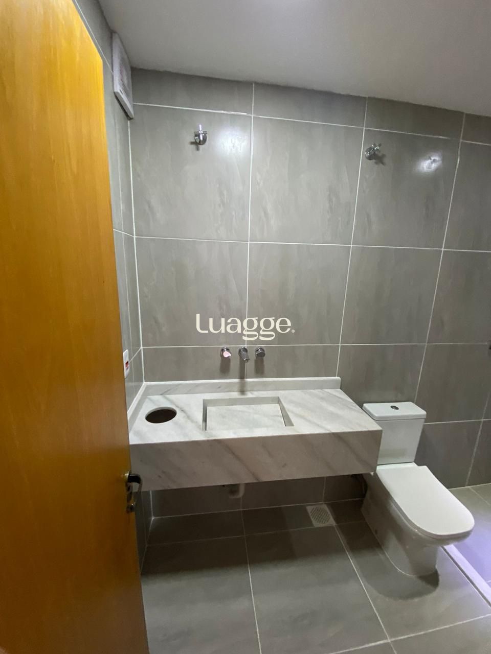 Casa à venda com 3 quartos, 225m² - Foto 7