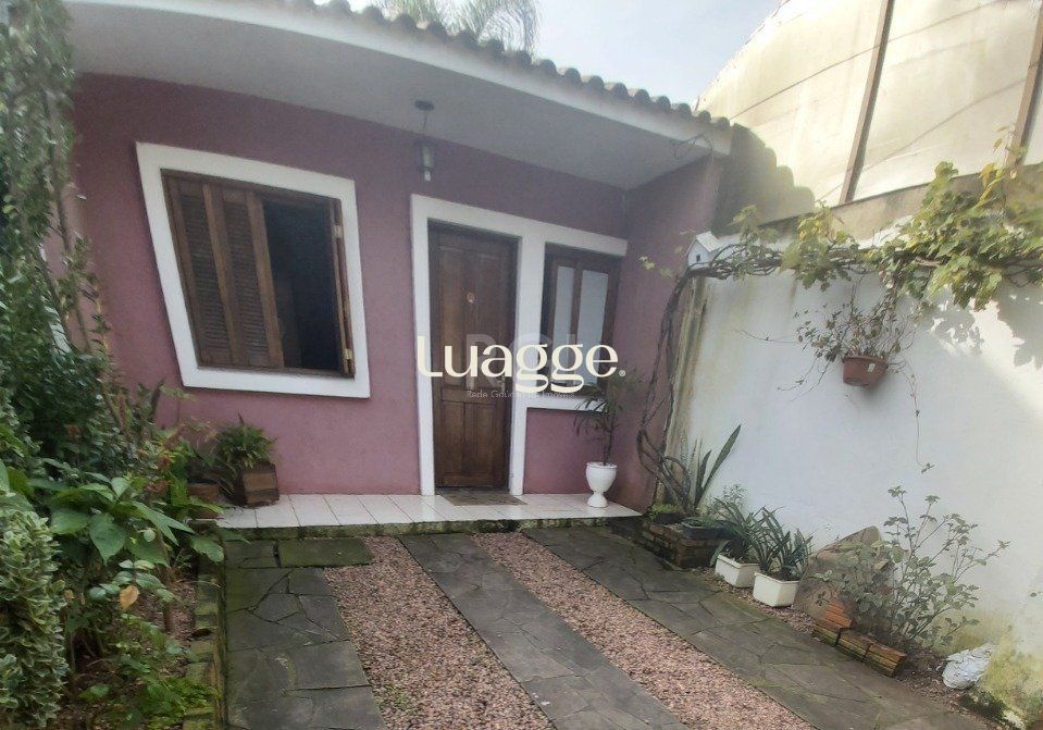 Casa à venda com 2 quartos, 63m² - Foto 1