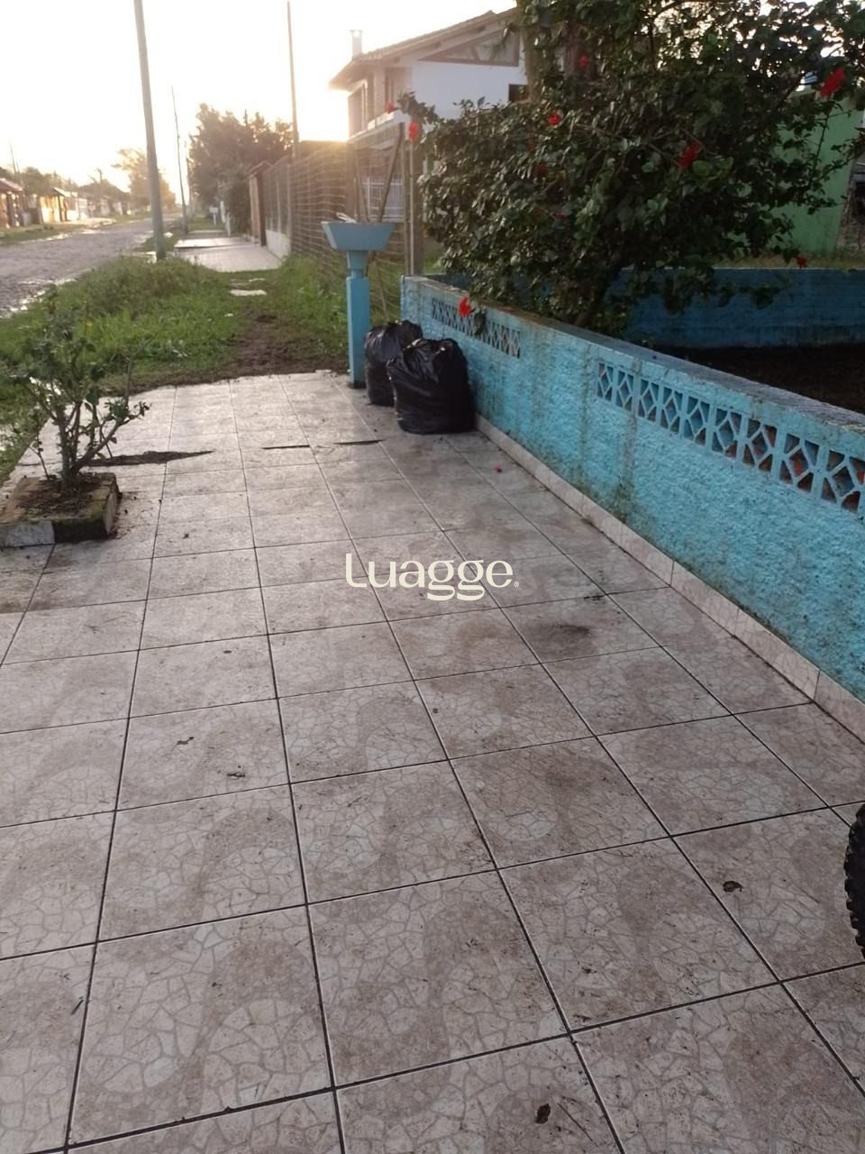 Casa à venda com 3 quartos, 82m² - Foto 4