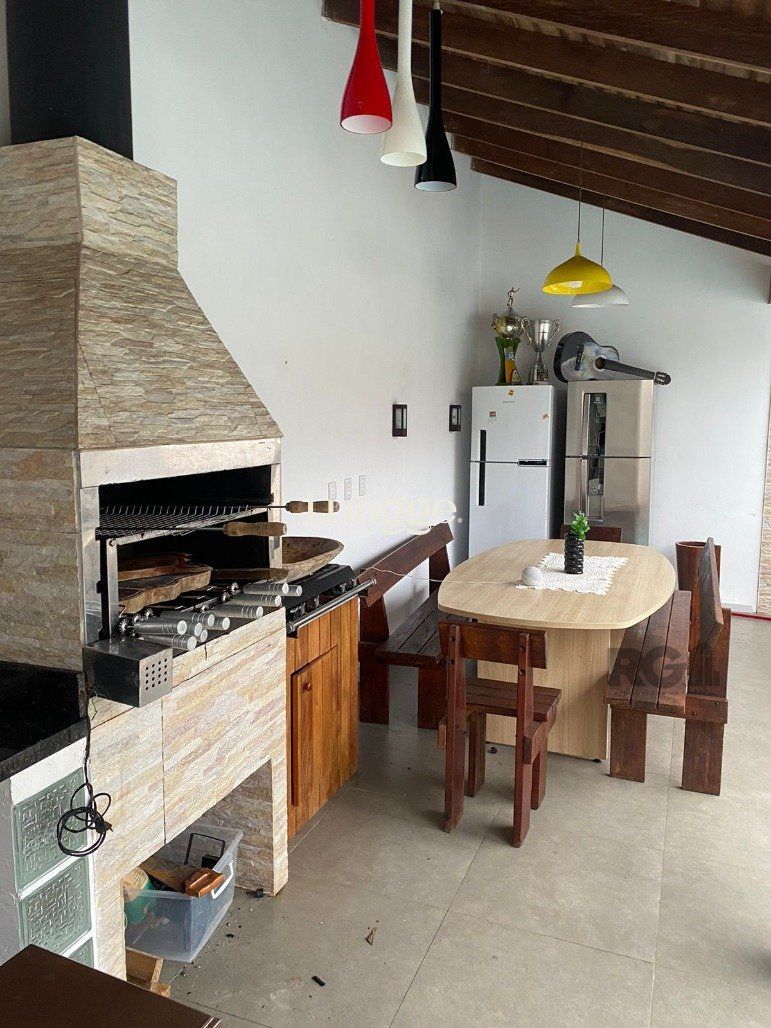 Casa à venda com 3 quartos, 152m² - Foto 14