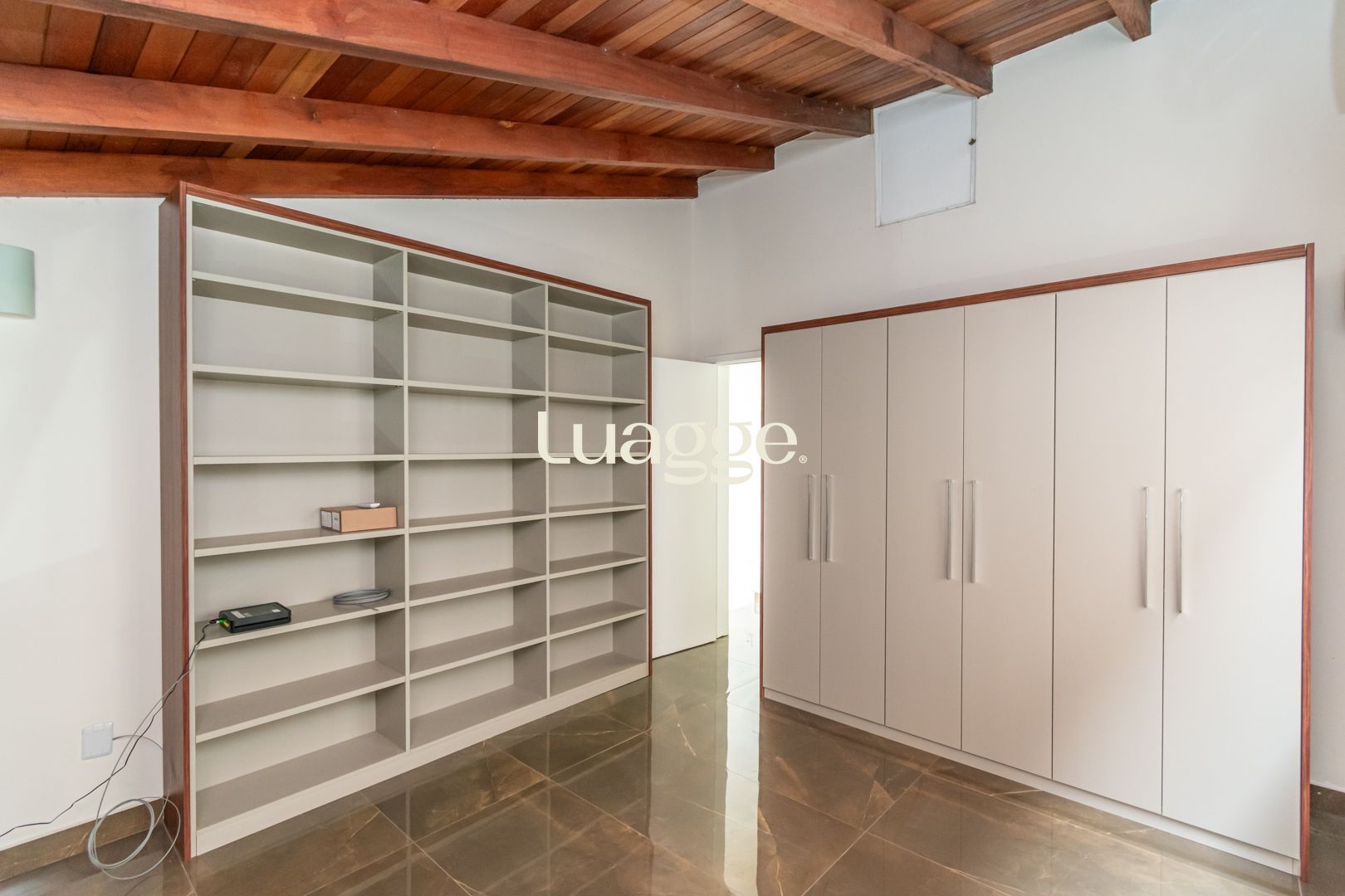 Casa à venda com 3 quartos, 355m² - Foto 21
