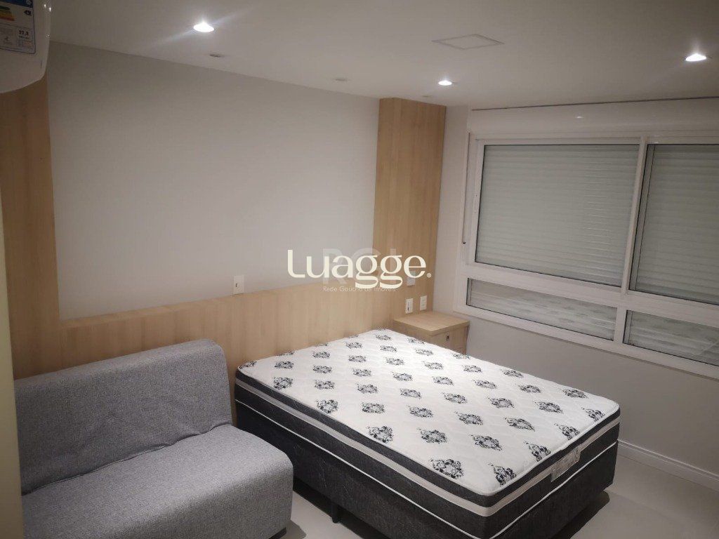 Kitnet e Studio à venda com 1 quarto, 28m² - Foto 2