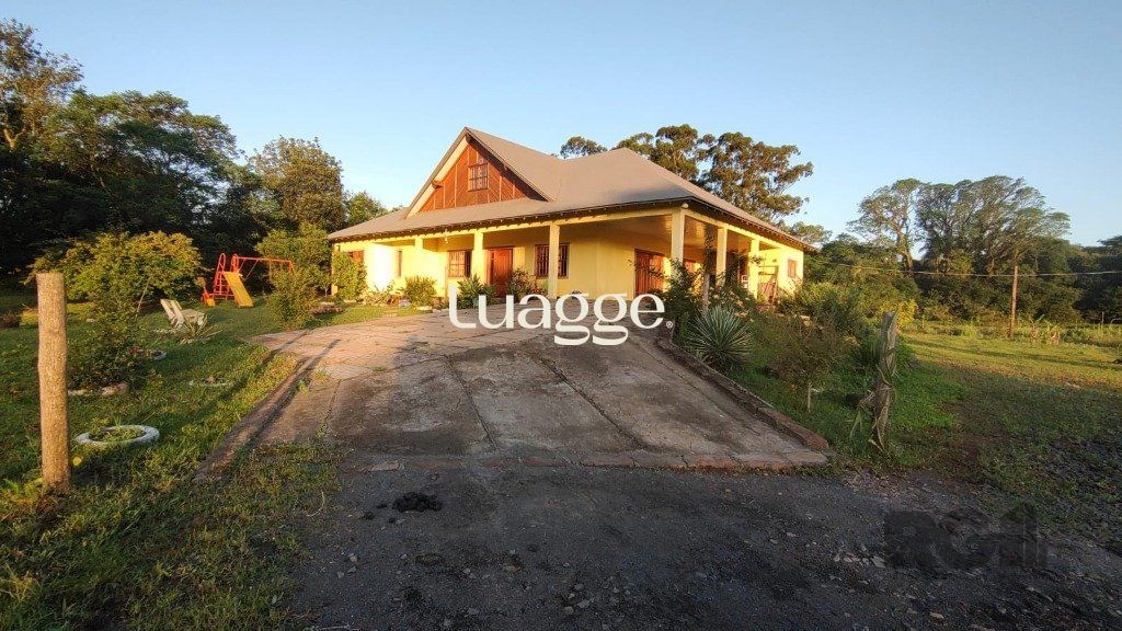 Chácara à venda com 4 quartos, 302m² - Foto 8
