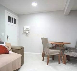 Casa de Condomínio à venda com 3 quartos, 70m² - Foto 2
