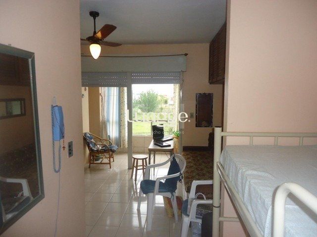 Apartamento à venda com 1 quarto, 34m² - Foto 4