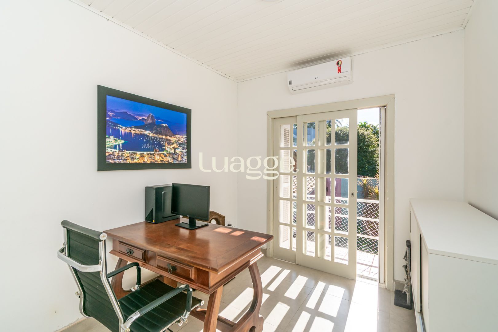 Casa à venda com 4 quartos, 335m² - Foto 22
