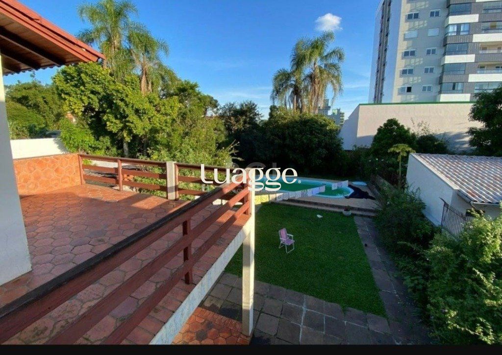 Casa à venda com 4 quartos, 262m² - Foto 5