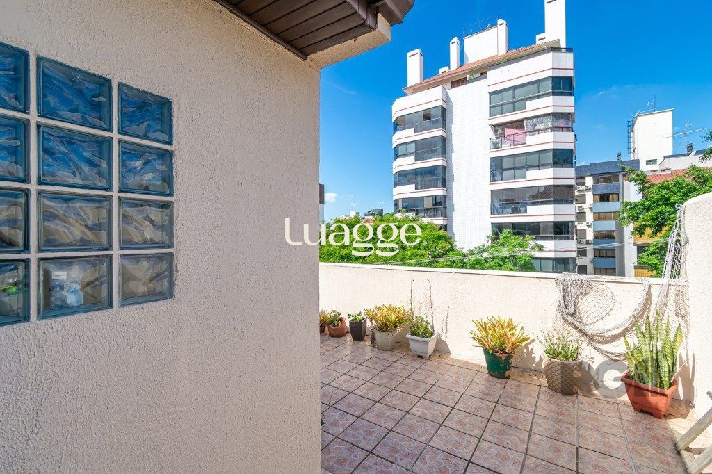 Cobertura à venda com 4 quartos, 200m² - Foto 7