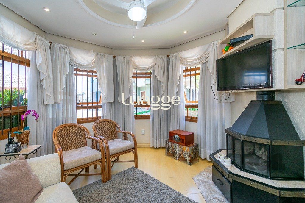 Casa de Condomínio à venda com 3 quartos, 193m² - Foto 4