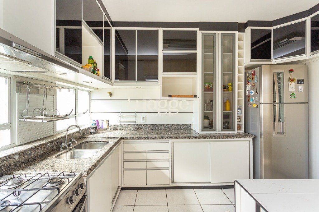 Apartamento à venda com 3 quartos, 127m² - Foto 22