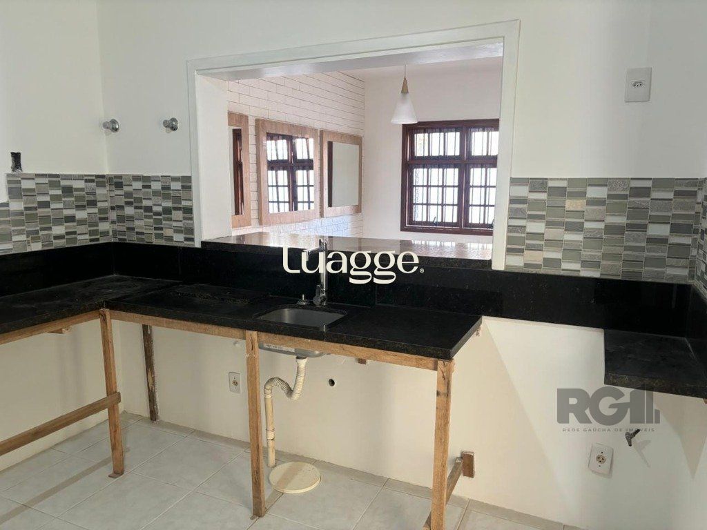 Casa de Condomínio à venda com 3 quartos, 209m² - Foto 10