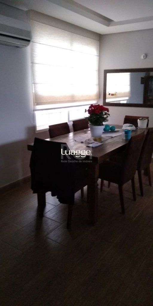 Casa à venda com 3 quartos, 253m² - Foto 10