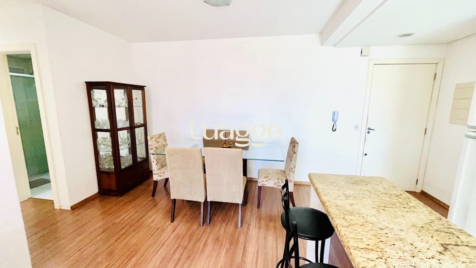 Apartamento à venda com 2 quartos, 69m² - Foto 7