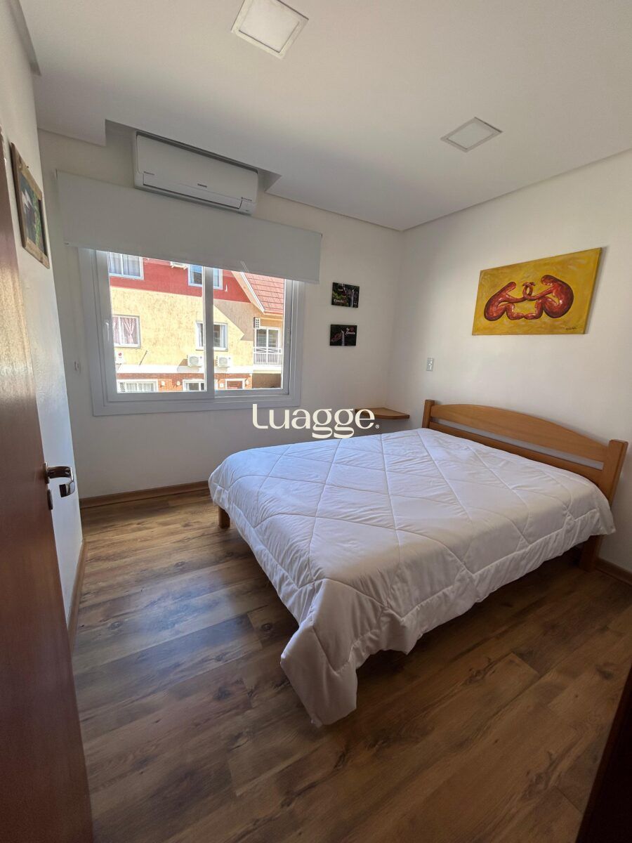 Casa de Condomínio à venda com 4 quartos, 137m² - Foto 21